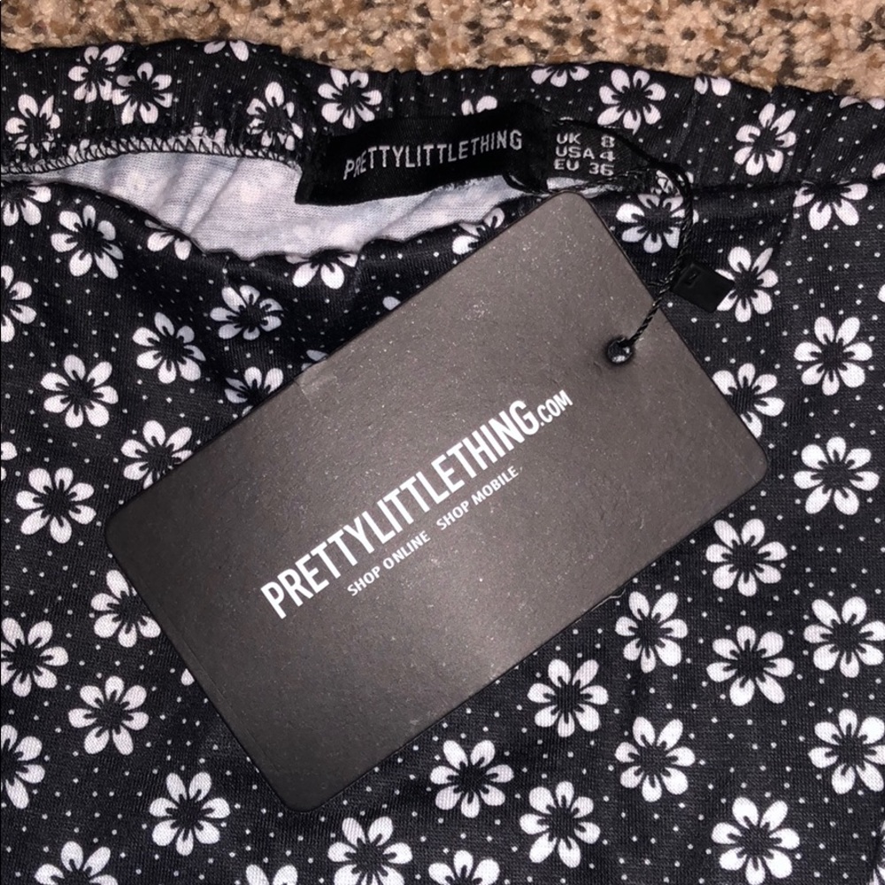 Floral mini skirt - Picture 2 of 3